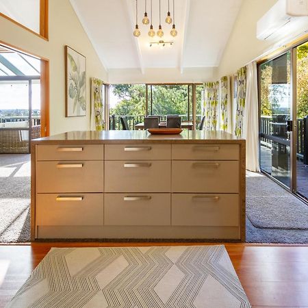 Sherwood Lodge 4-Bedroom Holiday Home With Spectacular Views Christchurch Exterior foto