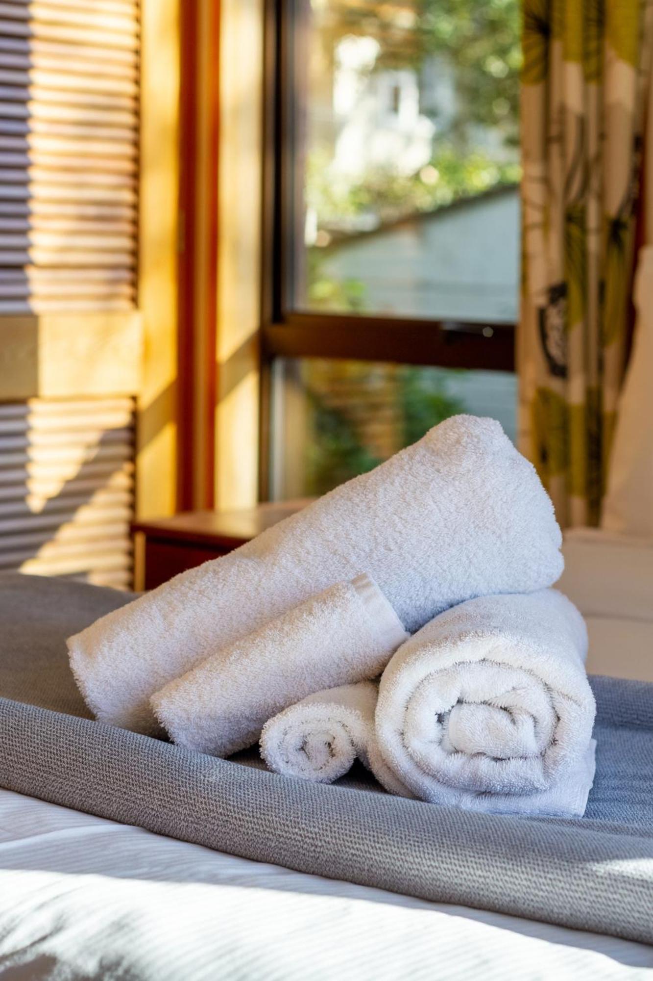 Sherwood Lodge 4-Bedroom Holiday Home With Spectacular Views Christchurch Exterior foto