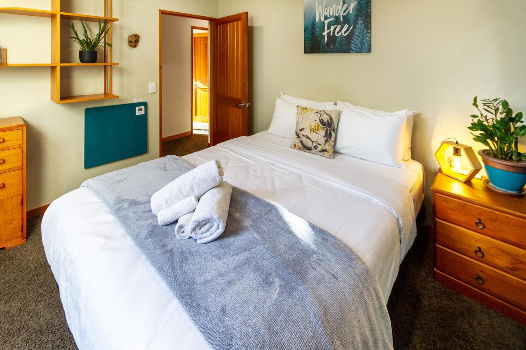 Sherwood Lodge 4-Bedroom Holiday Home With Spectacular Views Christchurch Exterior foto