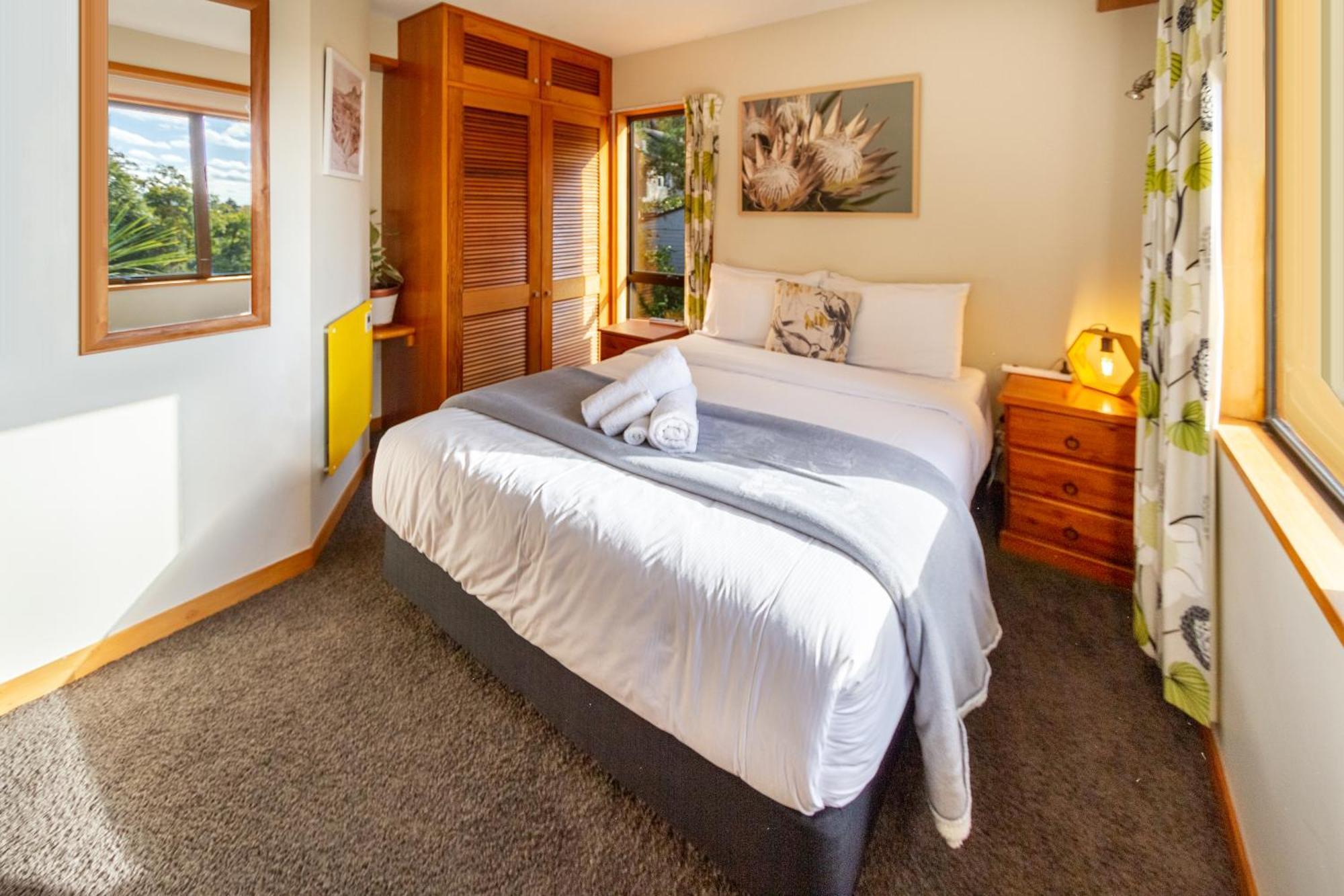 Sherwood Lodge 4-Bedroom Holiday Home With Spectacular Views Christchurch Exterior foto